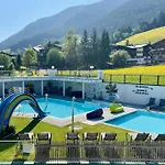 Wellness- Und Egger Hotel