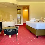 Wellness- Und Egger 4*