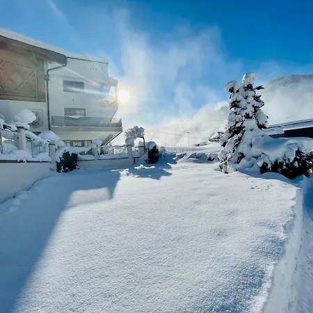 Hotel Wellness- Und Egger 4*