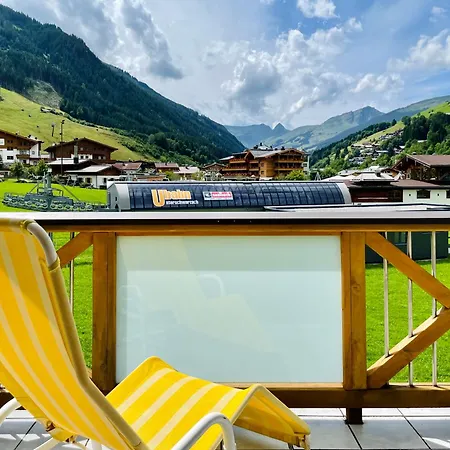 Wellness- Und Egger 4* Saalbach-Hinterglemm