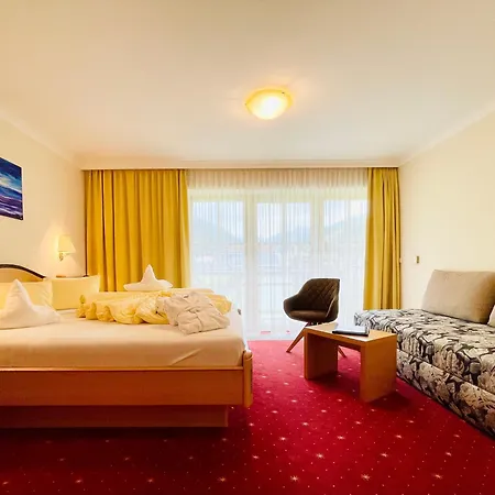 Hotel Wellness- Und Egger 4*