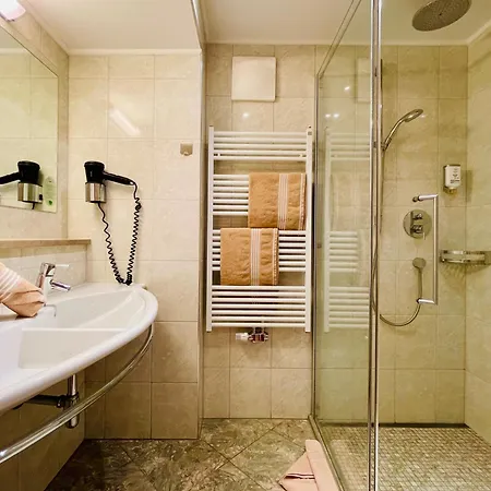 Wellness- Und Egger 호텔 4*