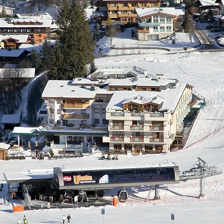 Wellness- Und Egger Hotel 4*