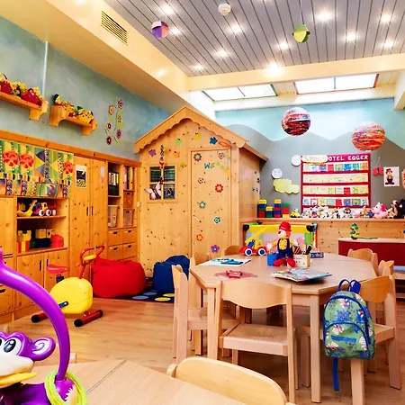 Hotel Wellness- Und Egger 4*